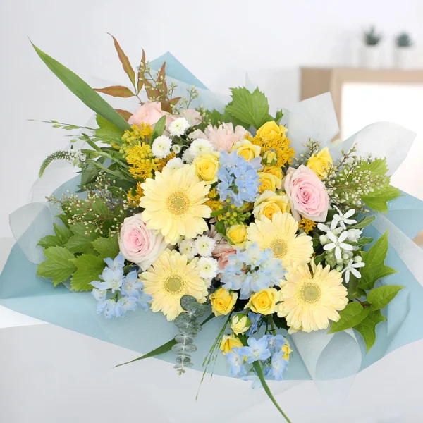 Joyful Moments Bouquet 6
